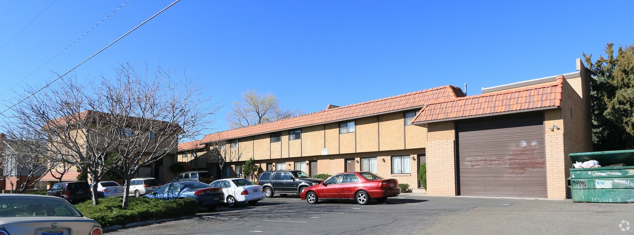 Building Photo - 815 Nevada St