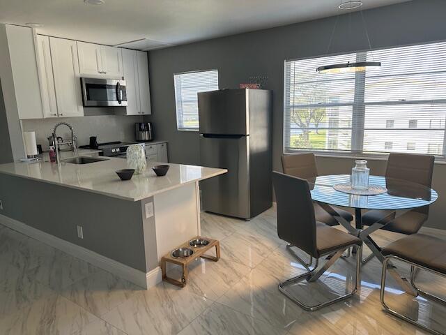 Foto principal - 165 Preston Way