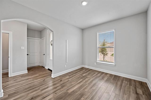 Foto del edificio - 7608 Duck Bay Rd