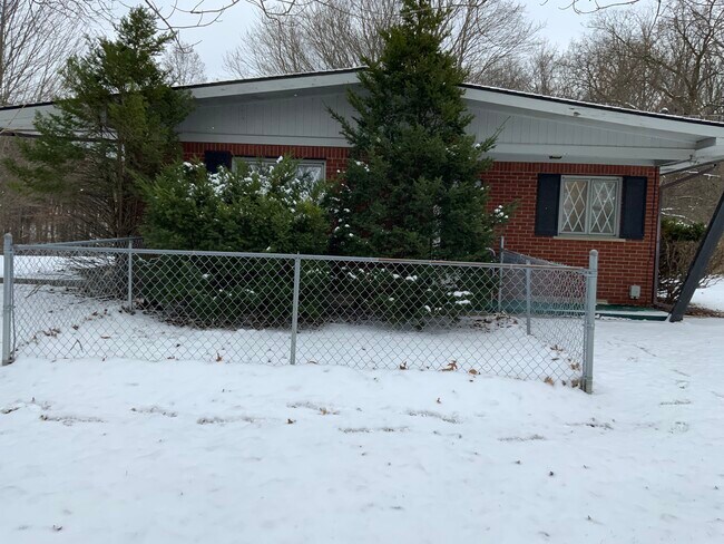 Foto del edificio - 9440 Spencer Rd