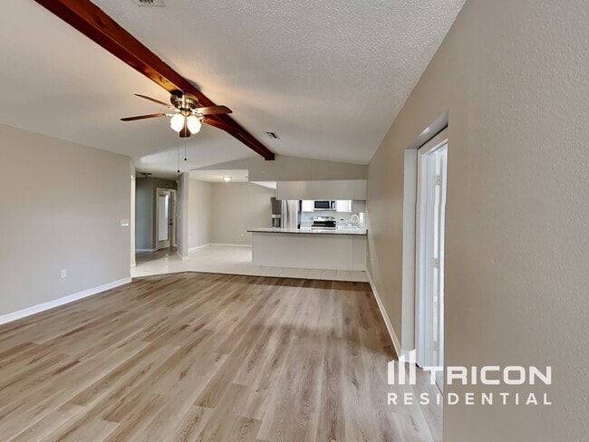 Building Photo - 7925 Cameron Cay Ct