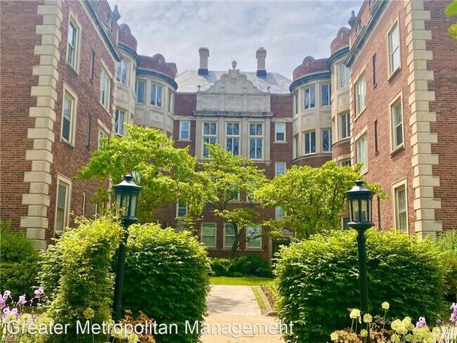 Foto del edificio - 3 br, 2 bath House - 16300 Van Aken #306