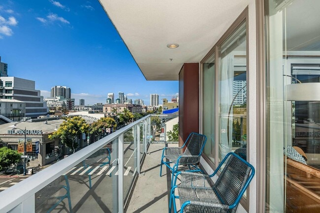 Amplios balcones privados - F11 East Village