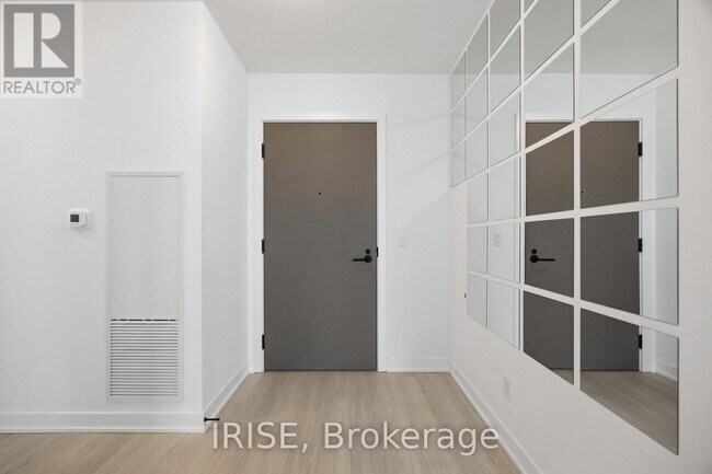 Photo du bâtiment - 47 Mutual St