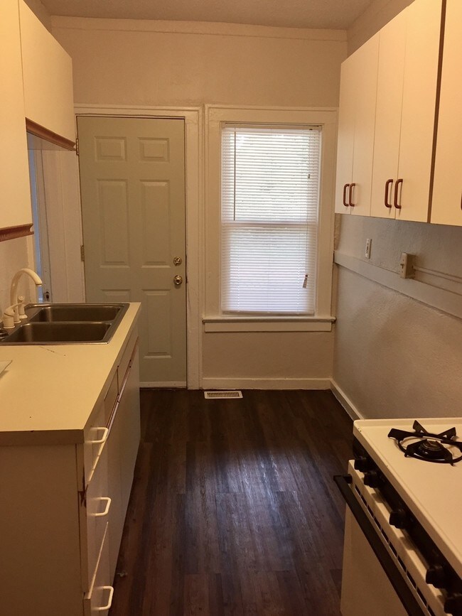 Foto del edificio - 1054 Ionia Ave SW