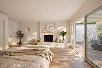 Building Photo - 1318 S Helberta Ave