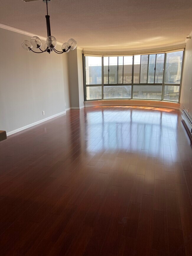 Living room - 300 3rd St