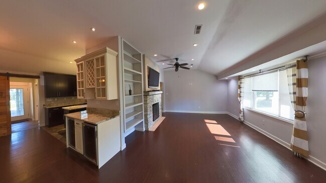 Foto del edificio - 710 Yucca Ave