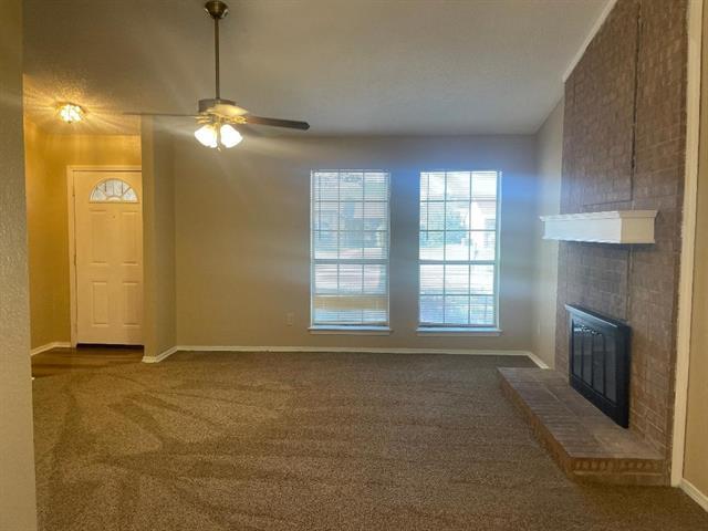 Building Photo - 1210 Wyndham Dr