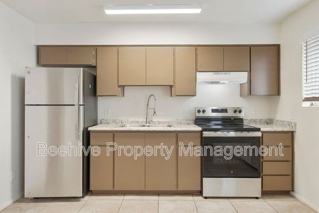 Photo - 1634 E Monroe St House