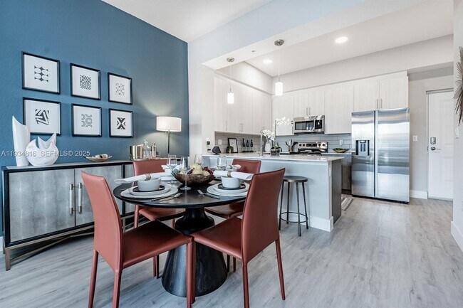 Foto del edificio - 9155 NW 57th St