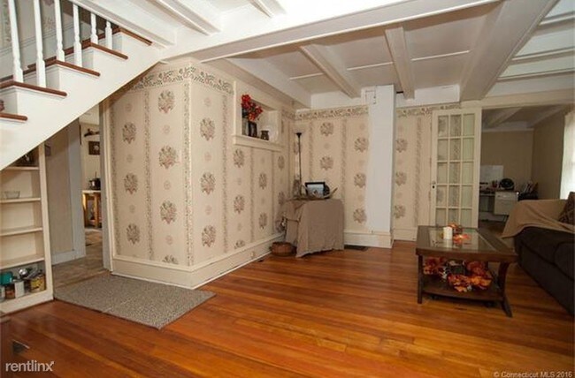 Foto del edificio - 61 Kensington Ave