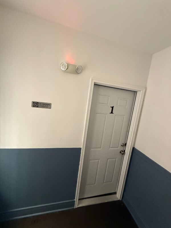 Foto del edificio - 8010 S Phillips Ave