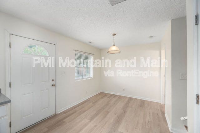 Building Photo - 41 Beri Dr