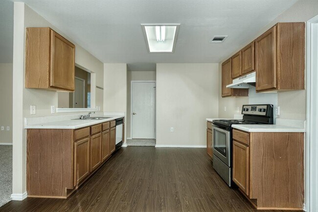 Foto del edificio - 7537 Redrick Dr