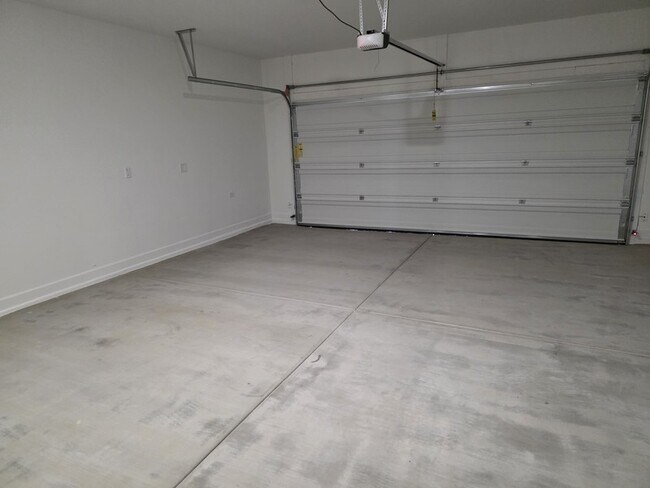 Building Photo - 17829 W Palo Verde Ave