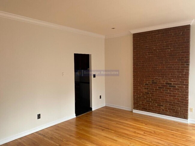 Building Photo - 203 West 84th Street