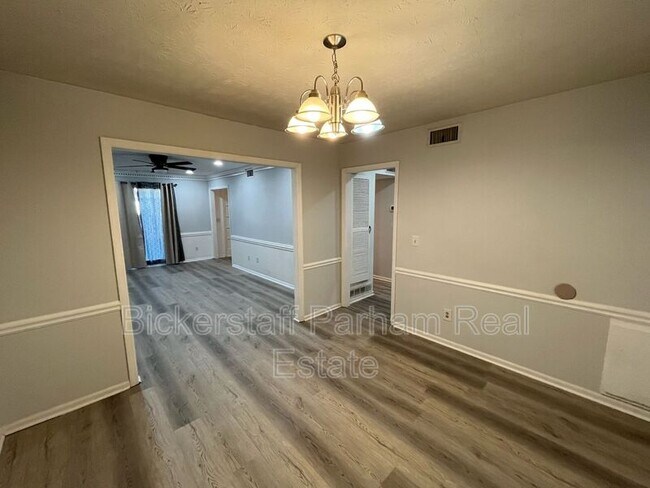 Foto del edificio - 6320 Olde Towne Dr