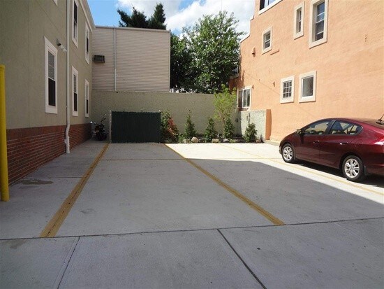 Foto del edificio - 560 67th St