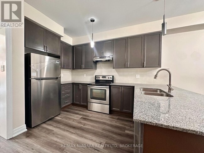 Building Photo - 102 Cannery Dr