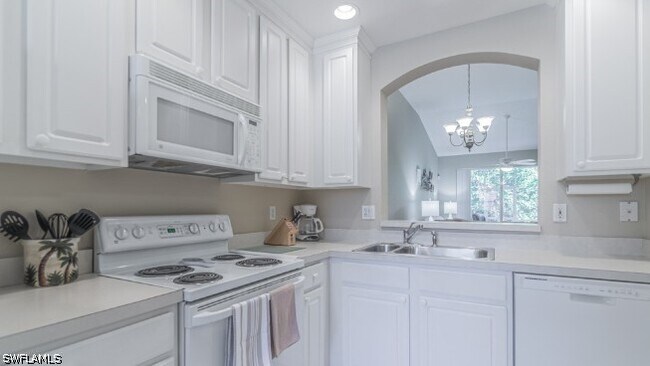 Foto del edificio - 7820 Sandpine Ct