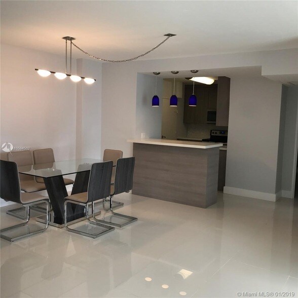 Foto del edificio - 3801 S Ocean Dr