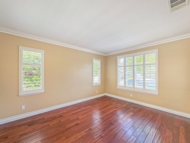 Foto del edificio - 1618 Quiet Trail Dr