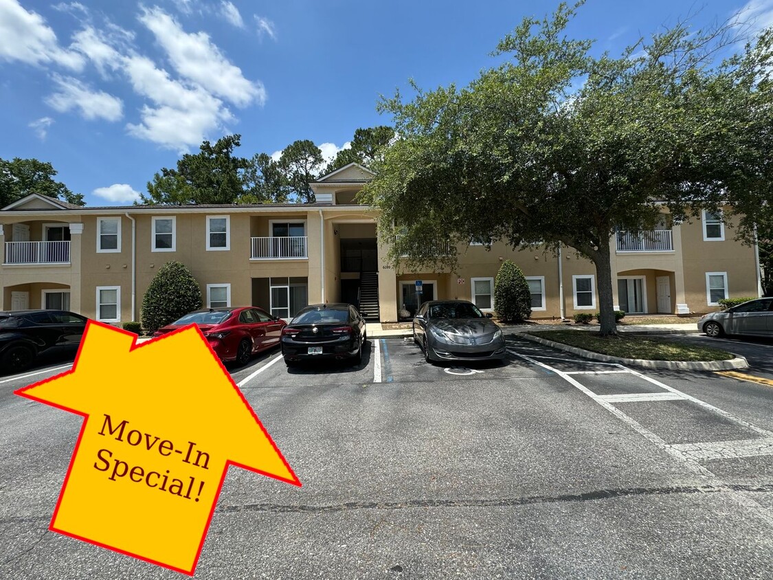 Foto principal - Holiday Special! Move In By 12/31/2024 and...