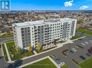 Building Photo - 155 Greenbrier Rd