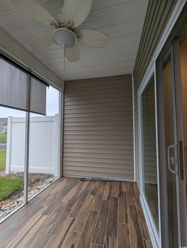 Foto del edificio - 107 Machrie Loop