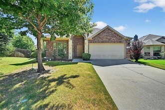 Building Photo - 405 Roger Graves Cir