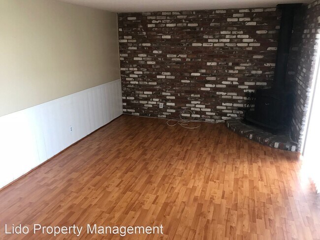 Foto del edificio - 3 br, 2.5 bath House - 12718 Oxford Dr.