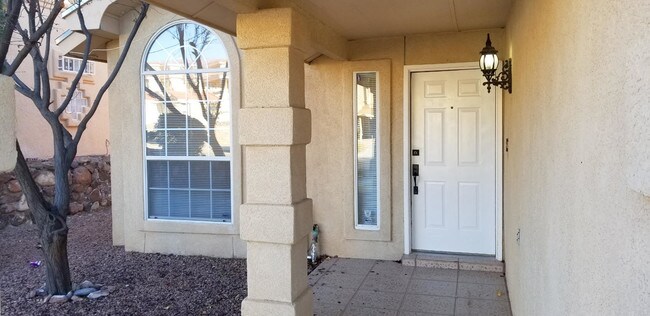 Foto del edificio - 6928 Crown Ridge Dr