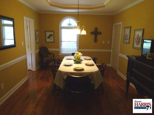 Foto del edificio - 948 Elliot Farm Rd