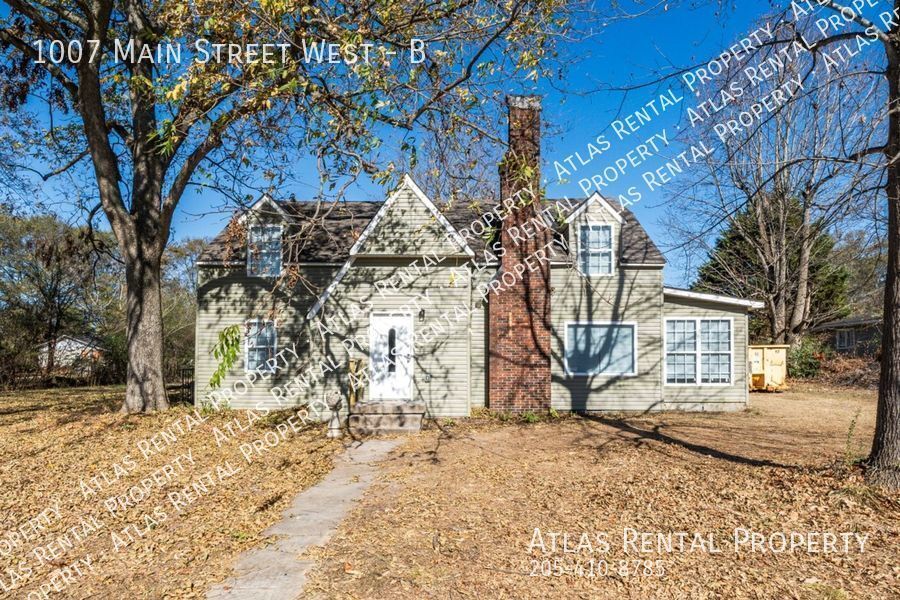 Foto principal - 1007 B Main Street West Hartselle, AL 35640