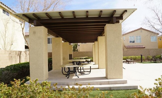 Foto del edificio - 8405 Lower Trailhead Ave