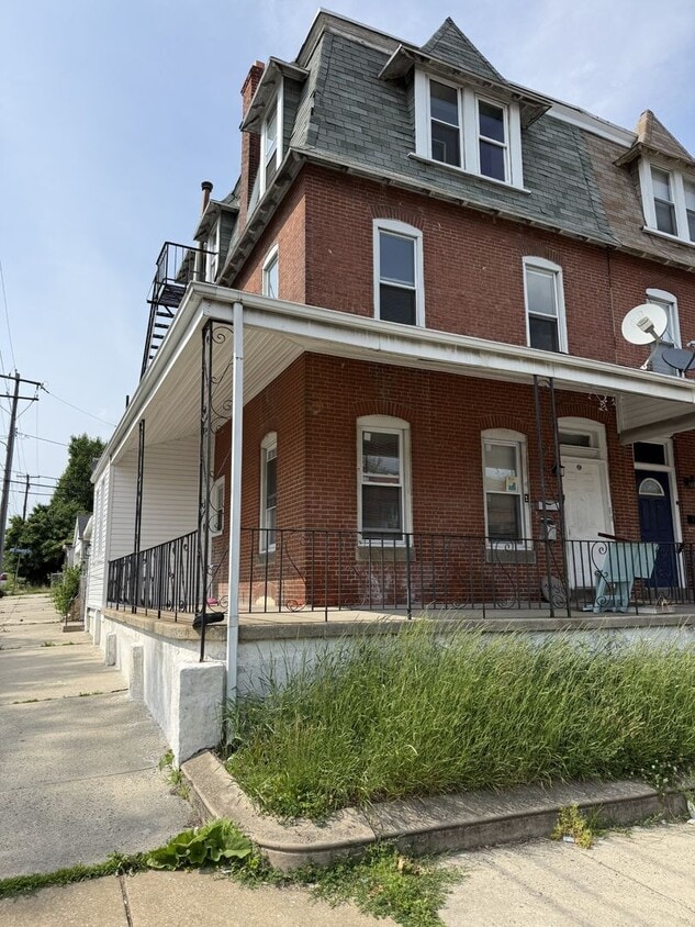 Photo - 336 W. 8th Street