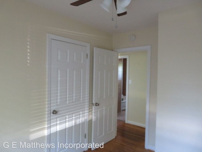 Foto del edificio - 3 br, 1 bath House - 2117 Colston Street