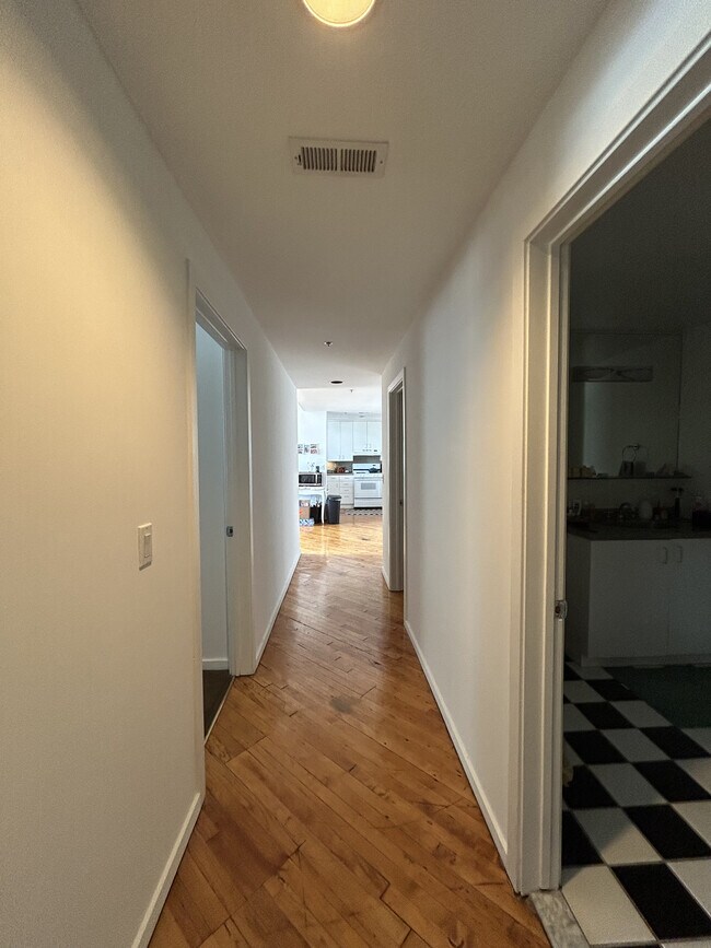 Building Photo - The Lofts At Chimney Hill