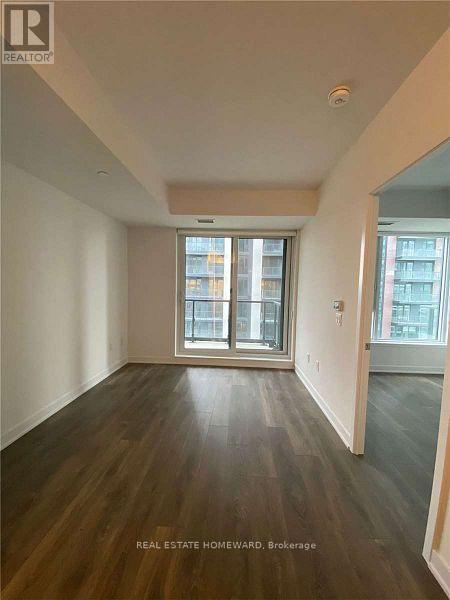 Photo du bâtiment - 35 Tubman Ave