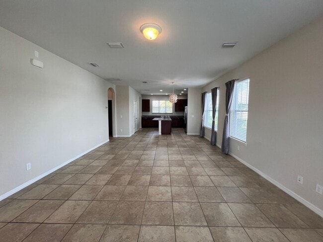 Foto del edificio - Beautiful Townhouse at Windermere availabl...