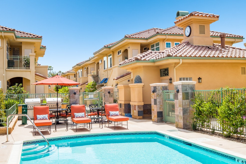 Rancho Santa Fe Apartments