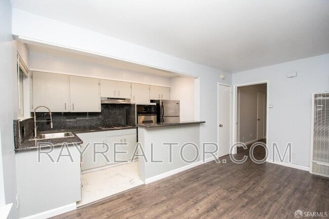 Building Photo - 459 Jersey St