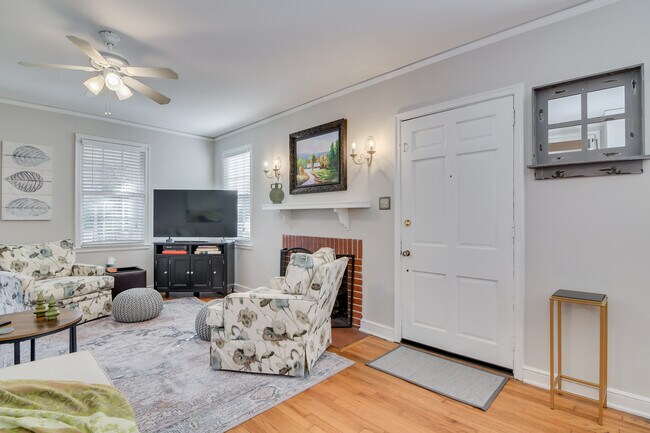 Foto del edificio - 2631 Oakland Ave