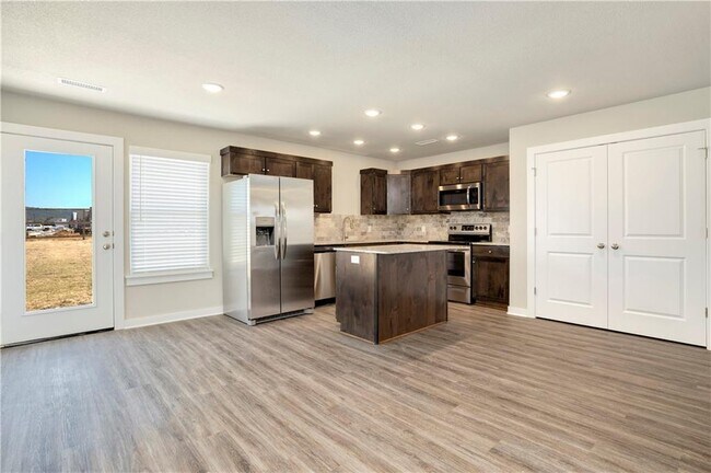 Foto del edificio - 358 N Mojave St