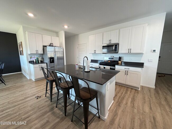 Building Photo - 10442 Guildford Ln