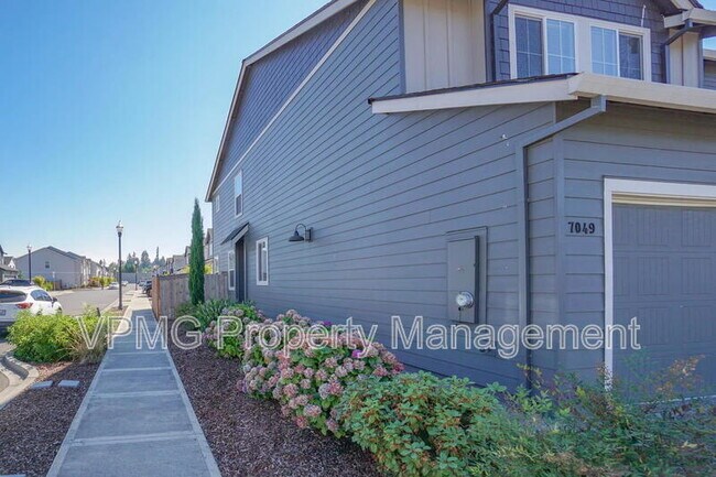Foto del edificio - 7049 NE 4th Ct