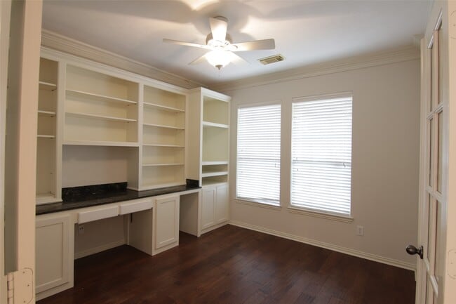 Foto del edificio - 14318 Bush Sage Dr