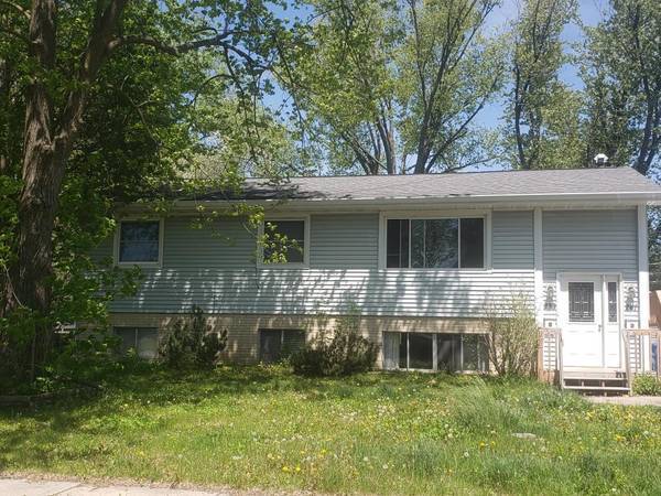 Building Photo - 241 Prairie View St