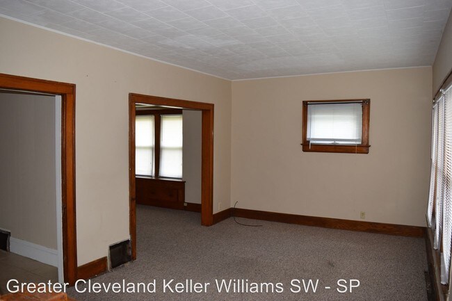 Building Photo - 1409 Honodle Ave